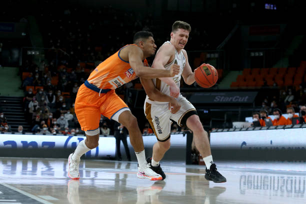 她们在赛程 她们在赛程