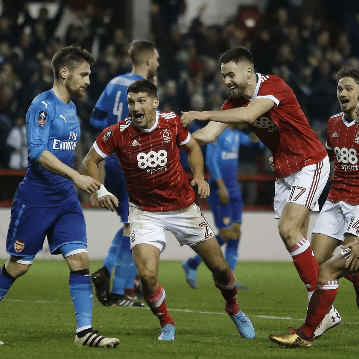 的抢断还是 的抢断还是